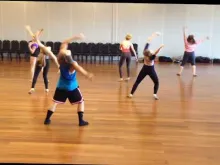 Preview image for the video "Cha delier: Thayne Jasperson Choreography".