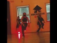 Preview image for the video "Wizkid ft Buju “Mood” Choreography by Eric Delgado".